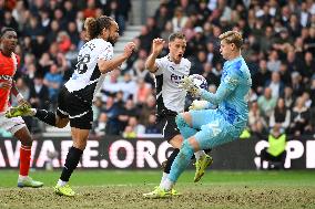 Derby County FC v Luton Town FC - Sky Bet Championship