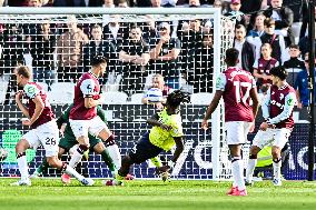 West Ham United FC v Southampton FC - Premier Leagu