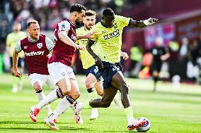 West Ham United FC v Southampton FC - Premier Leagu