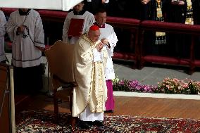 Cardinal Angelo Comastri presides Holy Mass on Easter Sunday and “Urbi et Orbi” Vatican City , Italy  20.05.2025