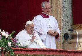 Roma, Papa francesco alla Santa Messa della Domenica di Pasqua e “Urbi et Orbi” Città del Vaticano