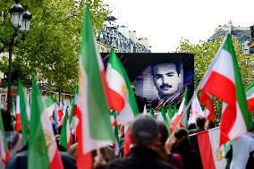 Protest Against the Execution of Political Prisoners in Iran - Paris