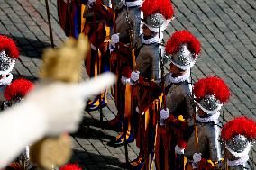 Cardinal Angelo Comastri presides Holy Mass on Easter Sunday and “Urbi et Orbi” Vatican City , Italy  20.05.2025