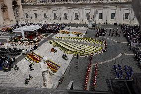 Cardinal Angelo Comastri presides Holy Mass on Easter Sunday and “Urbi et Orbi” Vatican City , Italy  20.05.2025