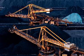 Guoyuan Port Coal Loading in Chongqing