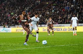 St. Pauli vs Bayer 04 Leverkusen  - 1.Bundesliga