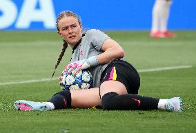 FC Barcelona v Chelsea FC Women - UEFA Women's Champions League Semi Final First Leg