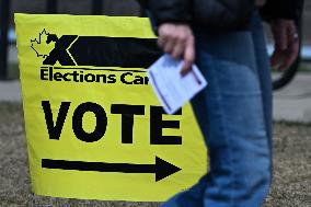 Advance Voting Underway Across Canada