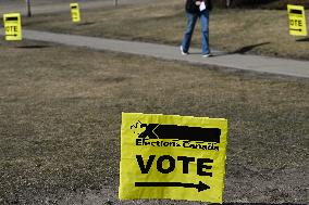 Advance Voting Underway Across Canada