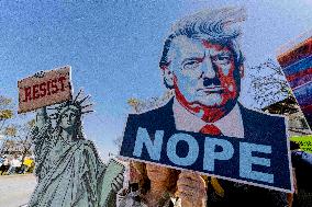 Americans Protest Trump - US