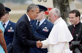 Obamas welcome His Holiness Pope Francis to the United States