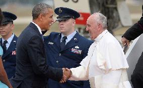 Obamas welcome His Holiness Pope Francis to the United States