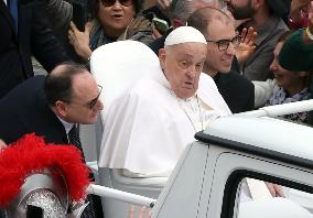 Pope Francis On The Popemobile After Holy Mass Of Easter Sunday