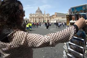 Faithful Gather in St Peters Square After the Death of Pope Francis - Vatican