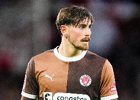 St. Pauli vs Bayer 04 Leverkusen  - 1.Bundesliga