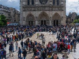 Faithful Gather at Notre-Dame Cathedral After the Death of Pope Francis - Paris