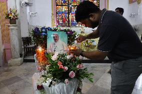 Tribute To Pope Francis In Kolkata, India