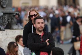 Holy Rosary in memory of Pope Francis on the day  death.