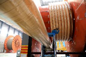China First 2000 Meter Ultra Deep Sample Tube Production