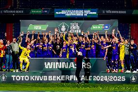 AZ '67 Alkmaar v Go Ahead Eagles Deventer - KNVB Cup