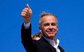 BBQ Leader Mark Carney Campaigns in Upper Onslow - Canada