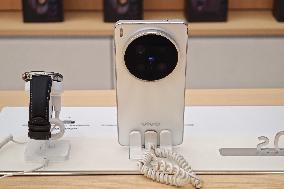 VIVO X200 Ultra Phone