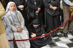 Rosary Prayer for Pope Francis - Rome