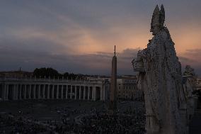 Rosary Prayer for Pope Francis - Vatican