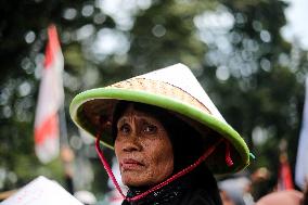 International Earth Day Commemoration Action In Indonesia