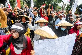 International Earth Day Commemoration Action In Indonesia