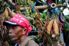 International Earth Day Commemoration Action In Indonesia