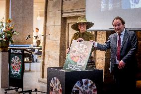 Queen Maxima at Exhibition on 25 Years of Archaeology - Leiden