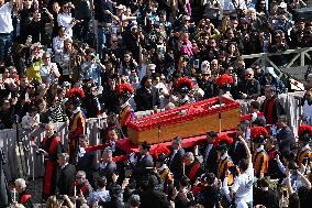 Transfer of The Coffin of Pope Francis - Vatican
