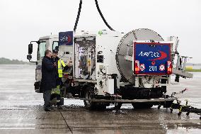 Visit to Charles de Gaulle Airport about the decarbonisation of the aviation sector - Roissy-en-France