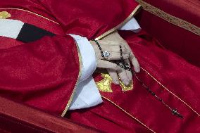Body of Pope Francis on Display in St Peter s Basilica - Vatican