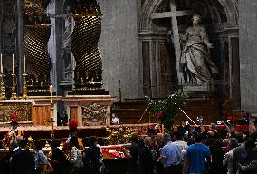 People Queue To pay Their RespectsTo Late Pope Francis - Vatican