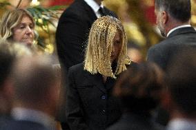 Roma, Morte di Papa Francesco -  Giorgia Meloni e e i ministri in San Pietro per l’omaggio a Bergoglio insieme ai tanti fedeli.