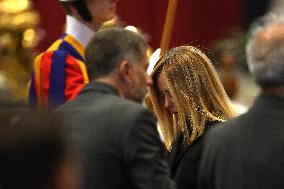 Giorgia Meloni Pays Respects To Late Pope Francis - Vatican