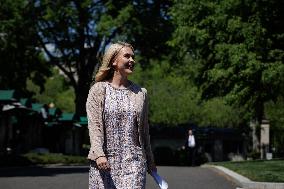 DC: White House Press Secretary Karoline Leavitt Speaks to Reporters