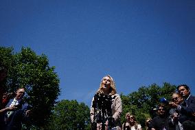 DC: White House Press Secretary Karoline Leavitt Speaks to Reporters