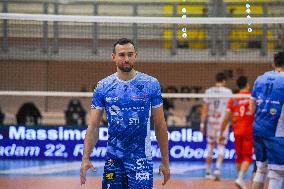VOLLEY - Superlega Serie A - Playoff 5° Posto - Cisterna Volley vs Sonepar Padova 2-2.. (31-29, 22-25, 25-21, 24-26 ..)