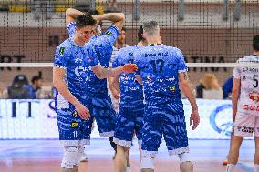 VOLLEY - Superlega Serie A - Playoff 5° Posto - Cisterna Volley vs Sonepar Padova 2-2.. (31-29, 22-25, 25-21, 24-26 ..)