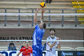 VOLLEY - Superlega Serie A - Playoff 5° Posto - Cisterna Volley vs Sonepar Padova 2-2.. (31-29, 22-25, 25-21, 24-26 ..)