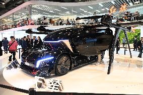 Hongqi Booth at 2025 Auto Show in Shanghai