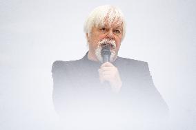 Paul Watson at the Change Now Summit - Paris AJ
