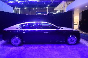 Huawei MAEXTRO S800 Smart Vehicle