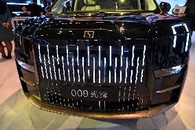 ZEEKR 009 Luxury MPV at 2025 Shanghai Auto Show