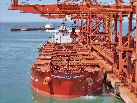 China 2025 Q1 Cargo Port Throughput Increased