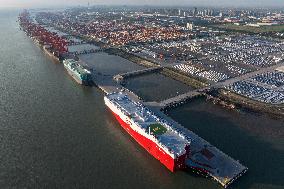 World Largest Car Carrier BYD Shenzhen