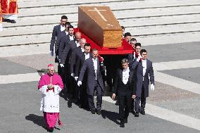 The Coffin Of Pope Francis Leaving St. Peters Basilica - Vatican